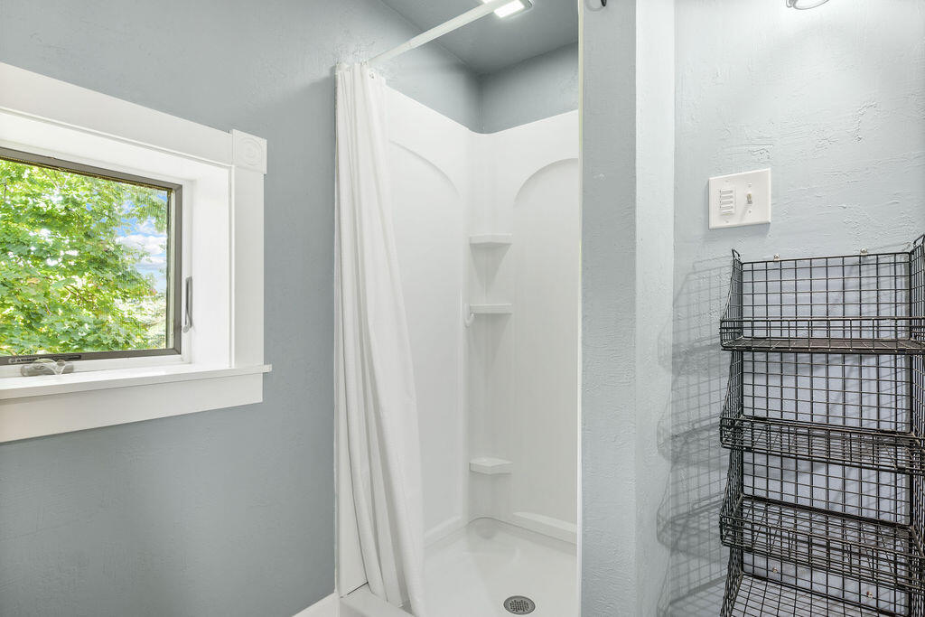 215 Criglas Road Wales, WI 53183 - Photo 23 of 48 IMG_9325