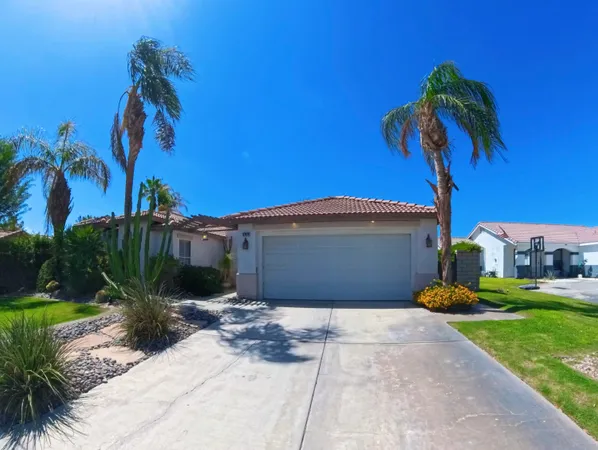 $670,000 | 37879 Hollister Drive, Palm Desert, CA 92211