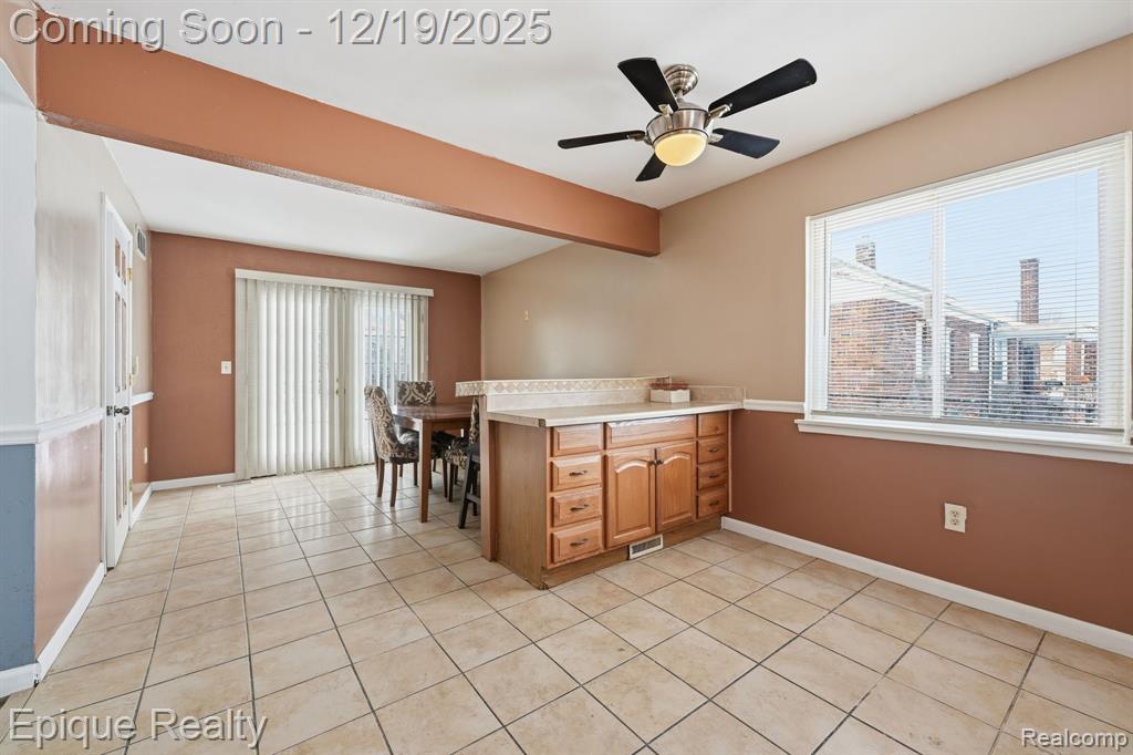 4052 Burton Street Inkster, MI 48141 - Photo 11 of 28