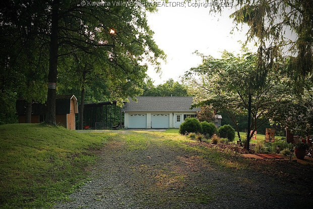 564 Bowles Dodson Road Red House, WV 25168 - Photo 17 of 41 Gallery Image 17