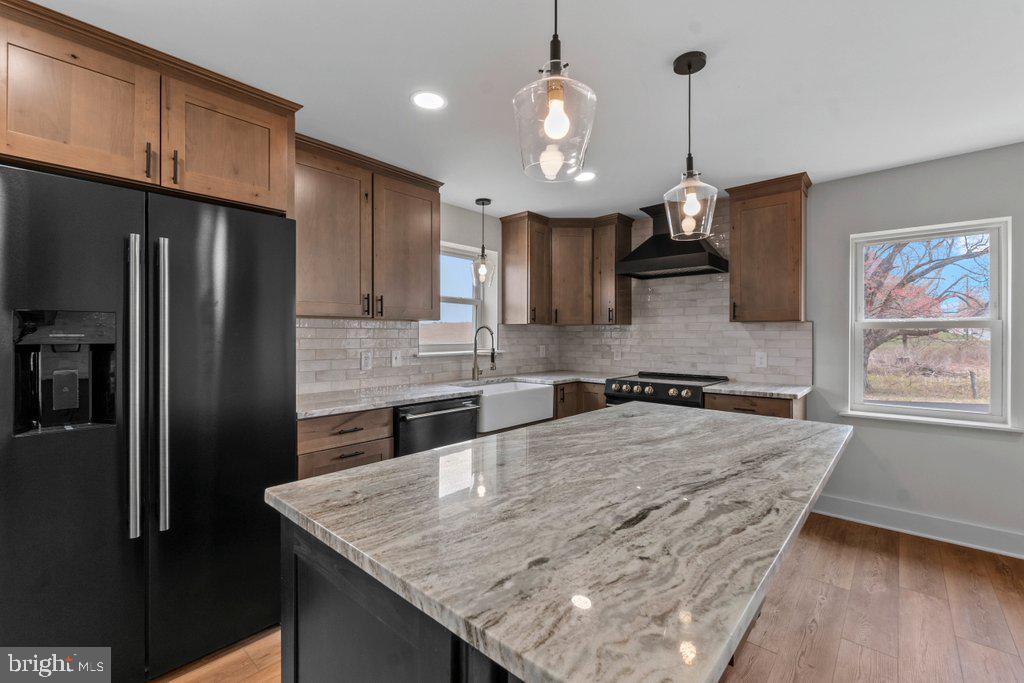 683 Graceton Road Fawn Grove, PA 17321 - Photo 8 of 27 Gallery Image 8