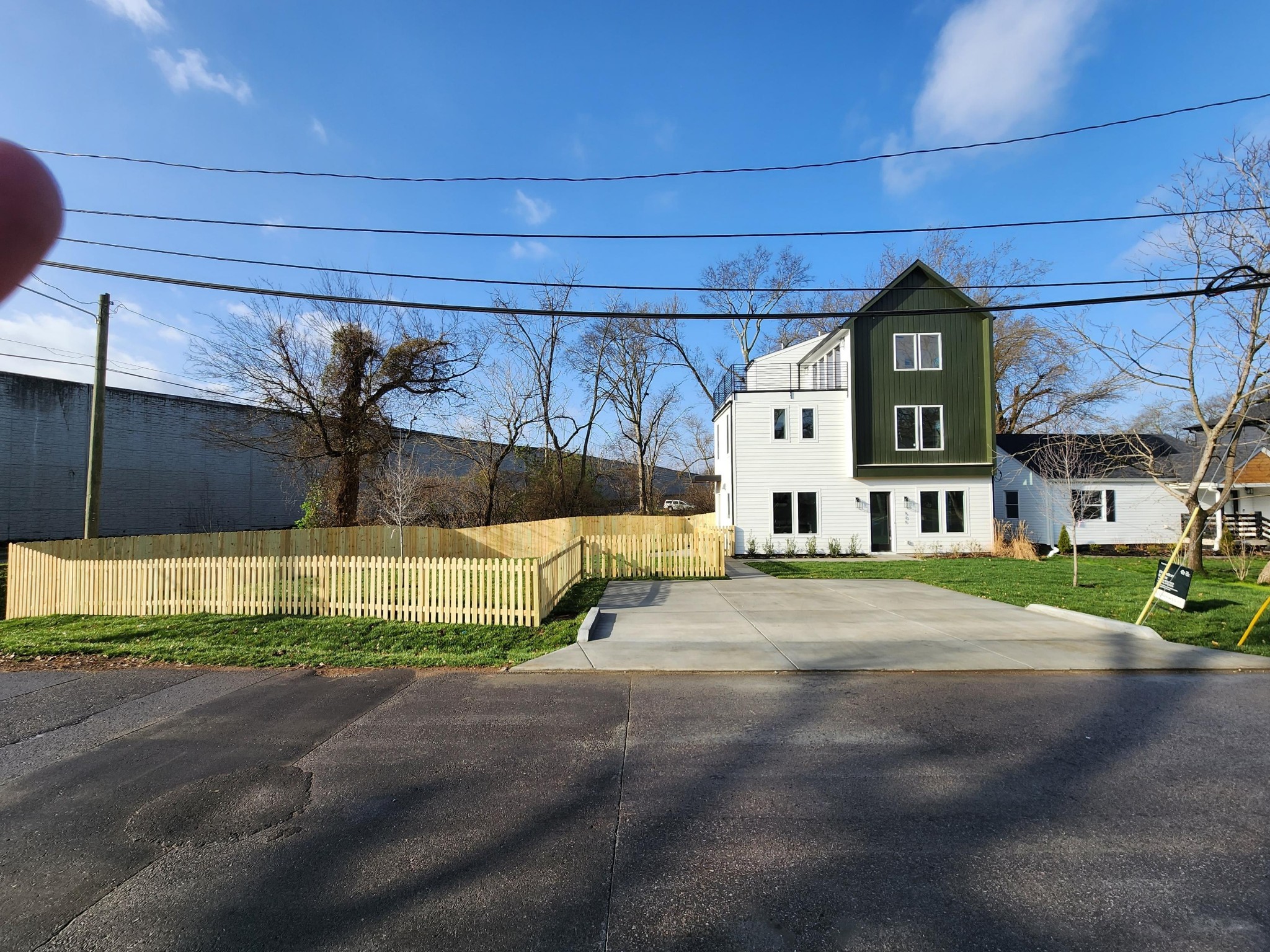505 Croley Drive Nashville, TN 37209 - Photo 5 of 38 a view of back yard of the house