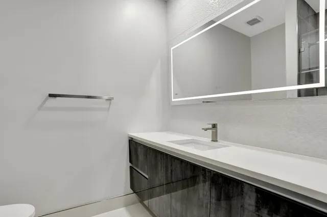 $649,000 | 6584 Villa Sonrisa Drive, Unit 1122, Boca Raton, FL 33433