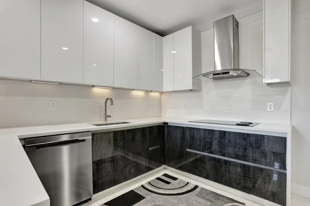 $649,000 | 6584 Villa Sonrisa Drive, Unit 1122, Boca Raton, FL 33433