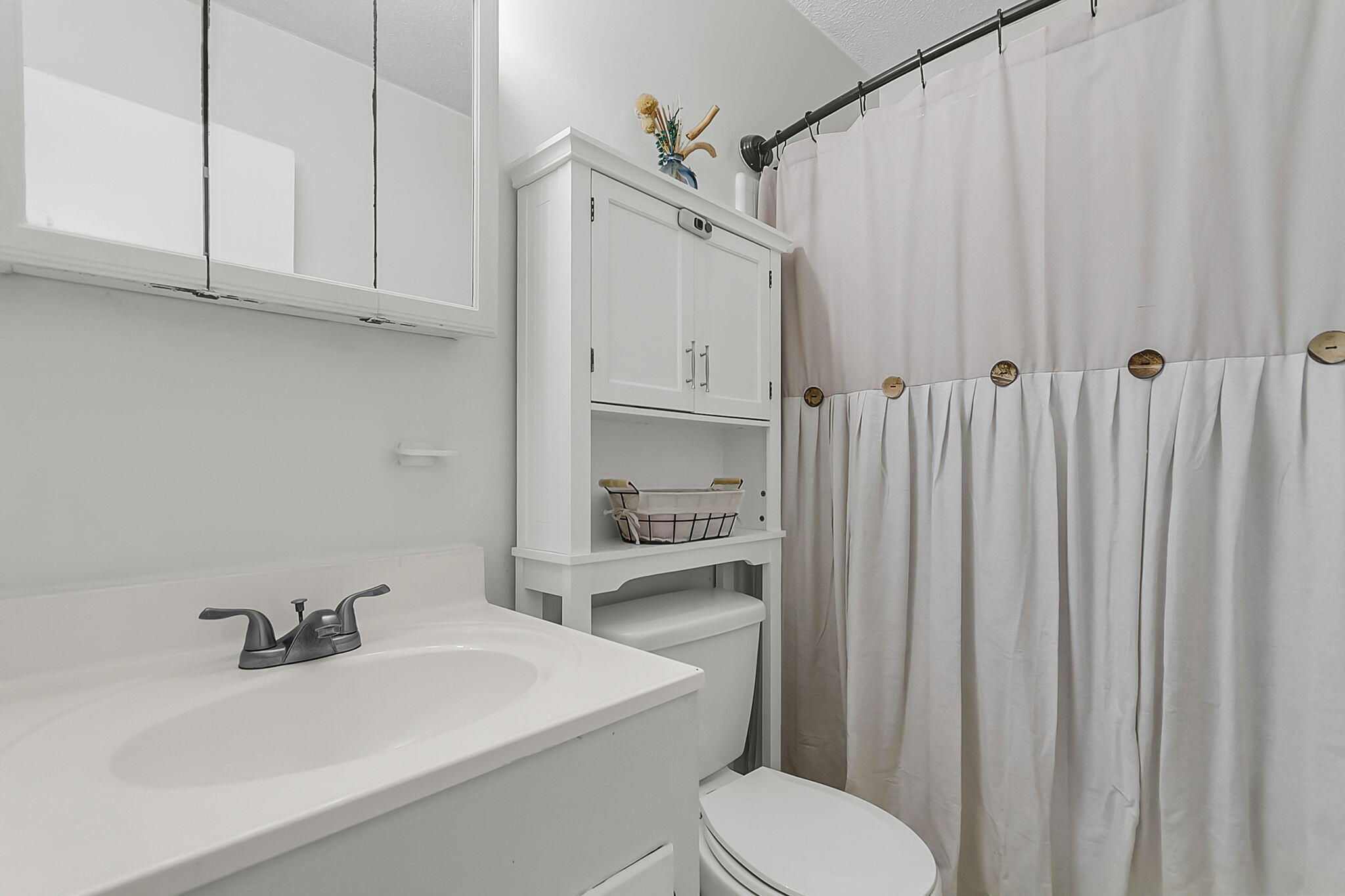 118 Waring Road Summerville, SC 29485 - Photo 23 of 29 CREM - 118 Waring-29