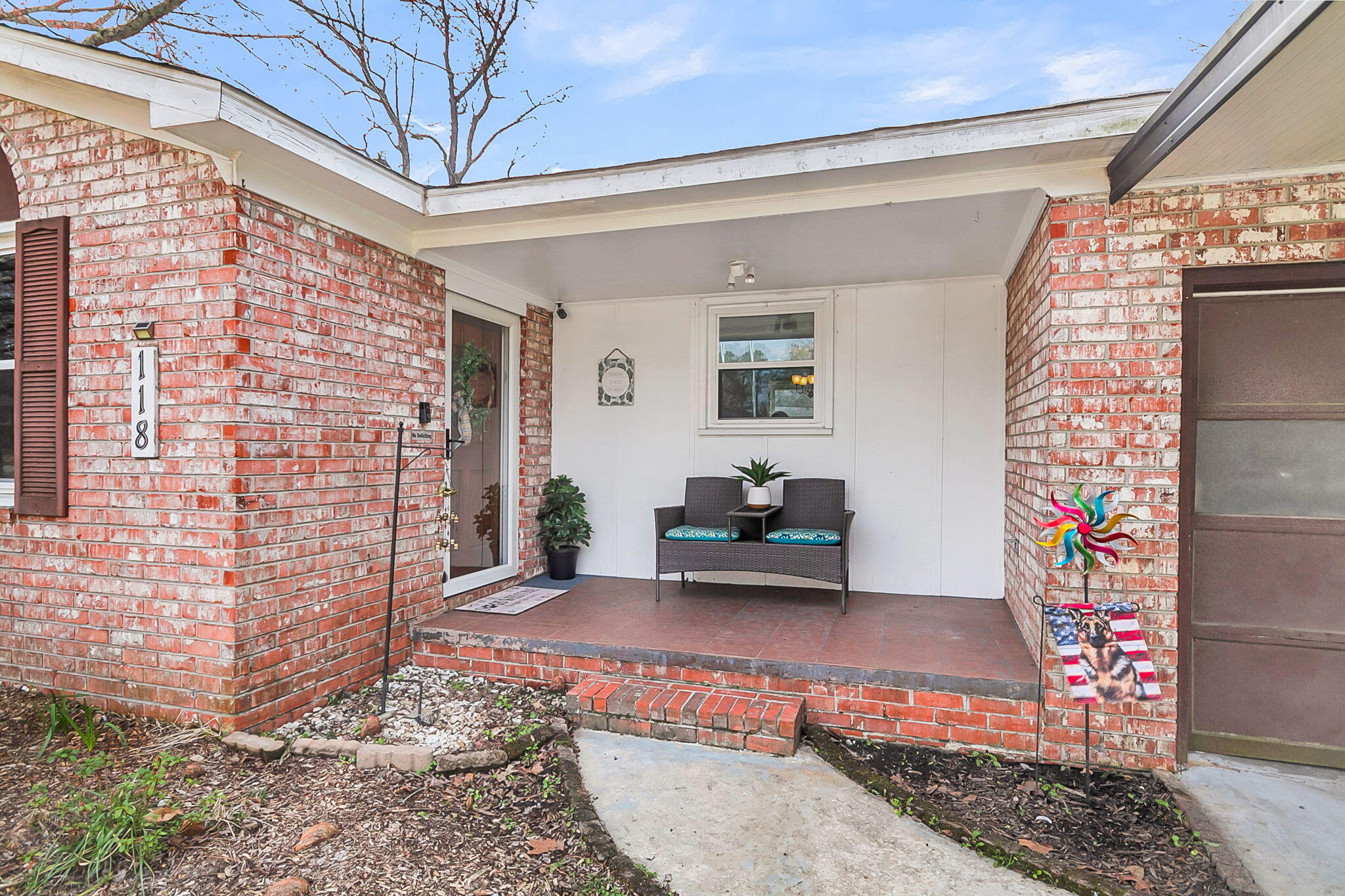 118 Waring Road Summerville, SC 29485 - Photo 4 of 29 CREM - 118 Waring-1
