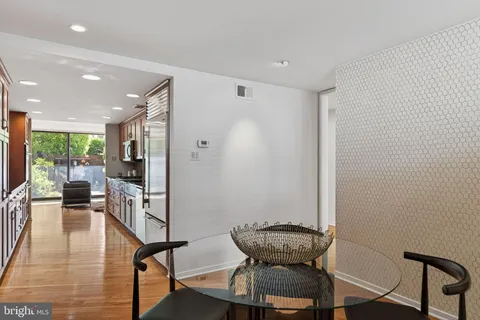 $1,485,000 | 245 South 3rd Street, Philadelphia, PA 19106