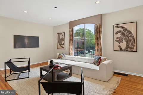 $1,485,000 | 245 South 3rd Street, Philadelphia, PA 19106
