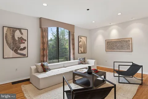 $1,485,000 | 245 South 3rd Street, Philadelphia, PA 19106