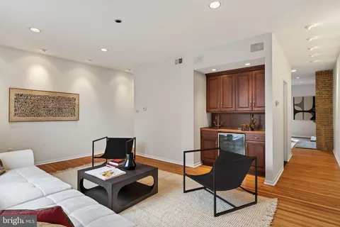 $1,485,000 | 245 South 3rd Street, Philadelphia, PA 19106