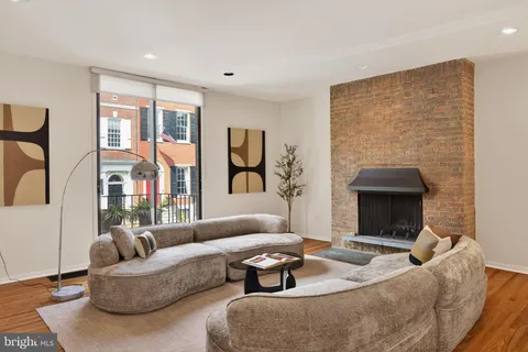$1,485,000 | 245 South 3rd Street, Philadelphia, PA 19106