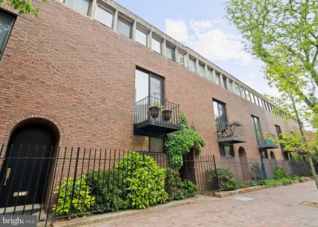 $1,485,000 | 245 South 3rd Street, Philadelphia, PA 19106