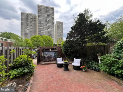 $1,485,000 | 245 South 3rd Street, Philadelphia, PA 19106
