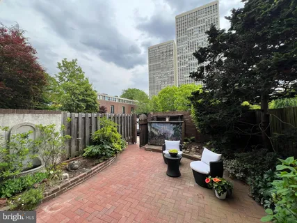 $1,485,000 | 245 South 3rd Street, Philadelphia, PA 19106