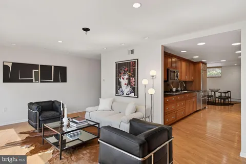 $1,485,000 | 245 South 3rd Street, Philadelphia, PA 19106