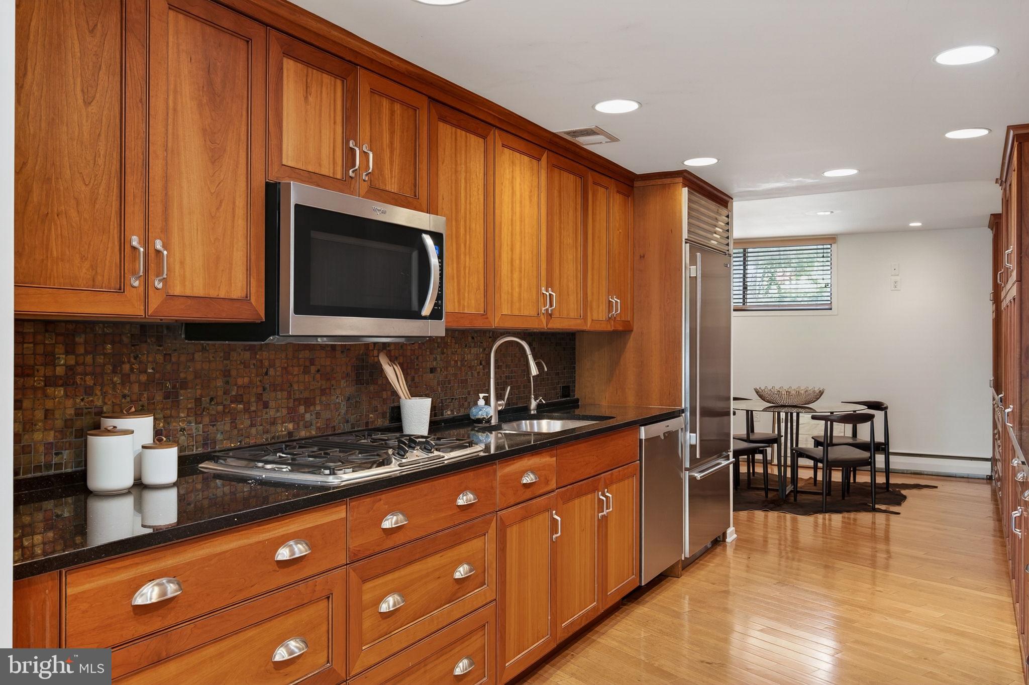 245 South 3rd Street Philadelphia, PA 19106 - Photo 10 of 63