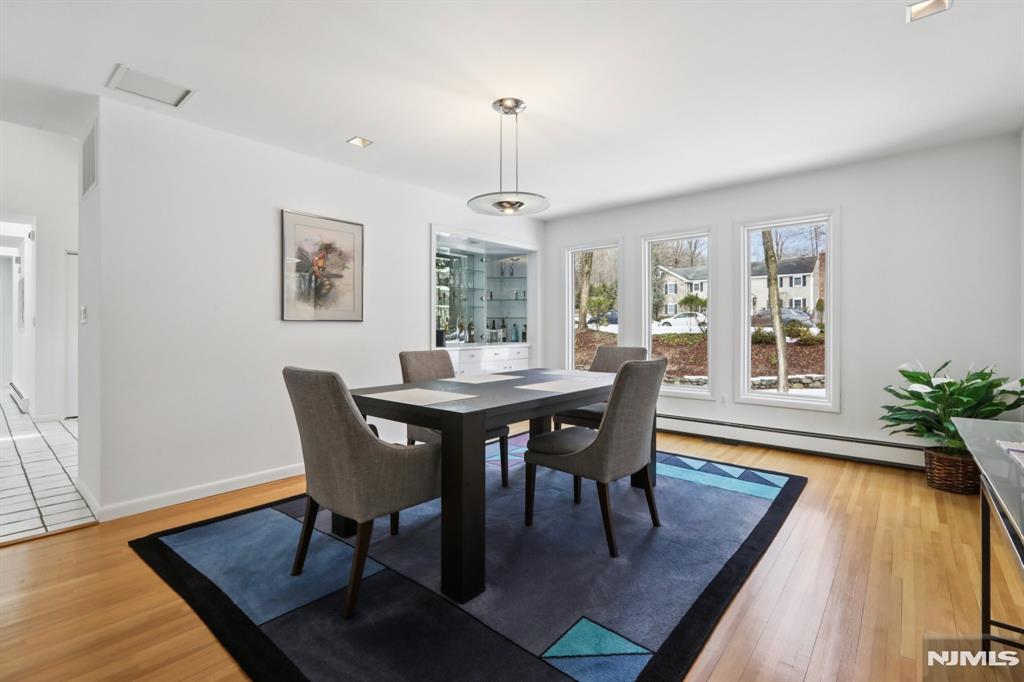 47 Hopper Farm Road Upper Saddle River, NJ 07458 - Photo 12 of 50