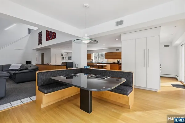 $1,599,990 | 47 Hopper Farm Road, Upper Saddle River, NJ 07458