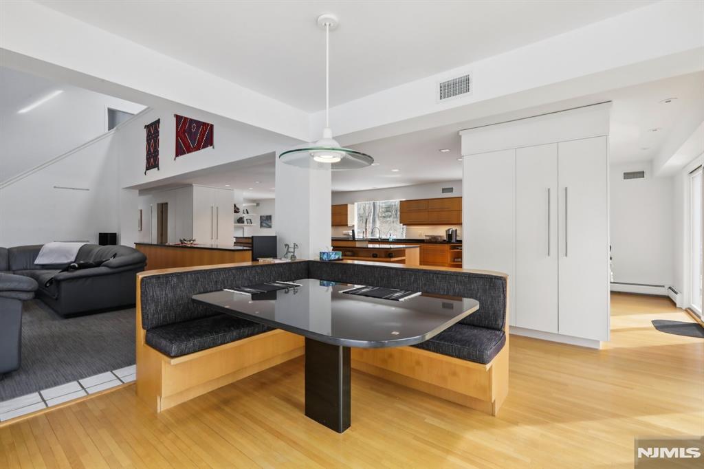 47 Hopper Farm Road Upper Saddle River, NJ 07458 - Photo 14 of 50