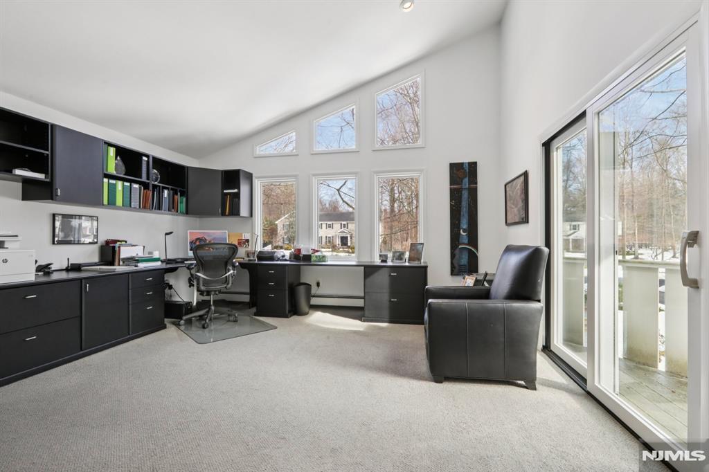 47 Hopper Farm Road Upper Saddle River, NJ 07458 - Photo 28 of 50