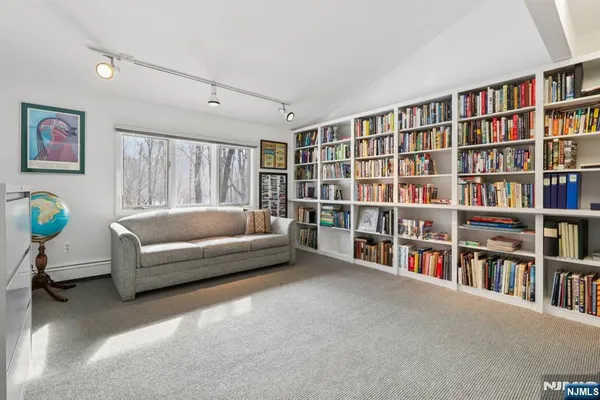 $1,599,990 | 47 Hopper Farm Road, Upper Saddle River, NJ 07458