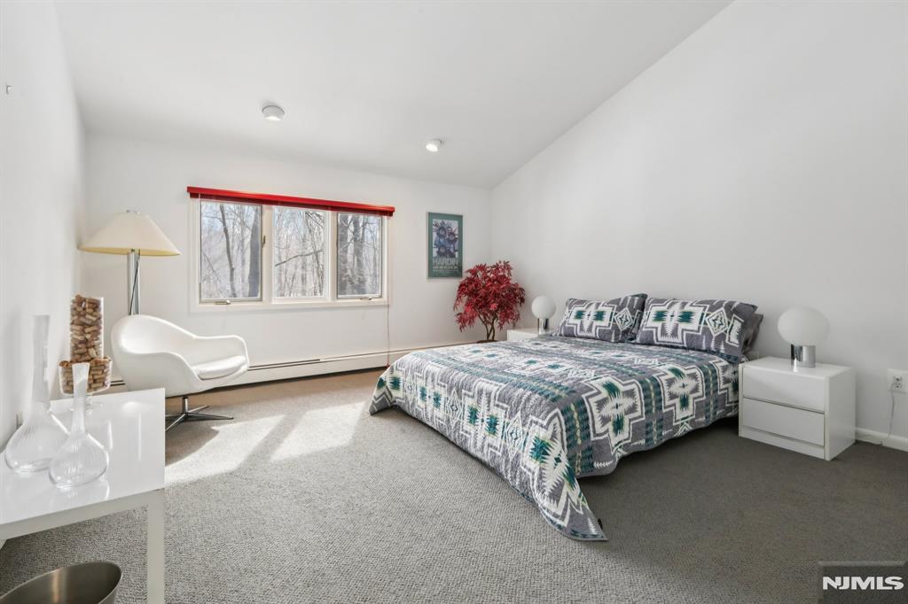 47 Hopper Farm Road Upper Saddle River, NJ 07458 - Photo 34 of 50