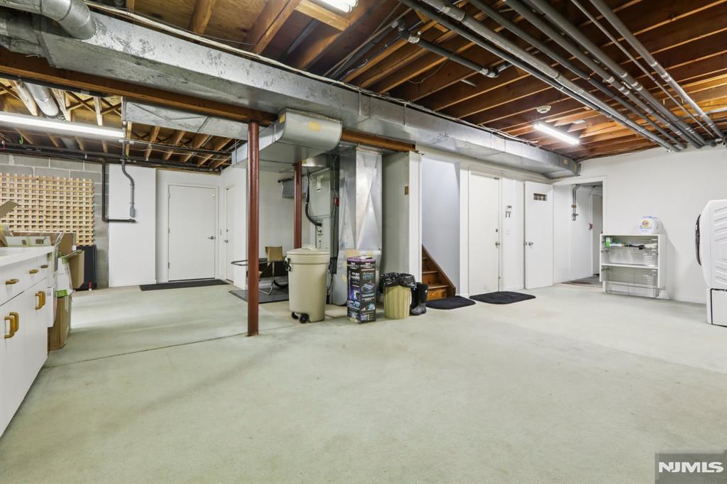 47 Hopper Farm Road Upper Saddle River, NJ 07458 - Photo 38 of 50