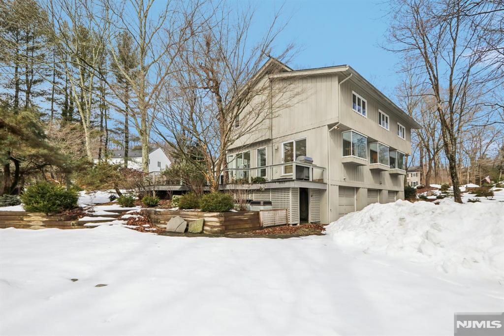 47 Hopper Farm Road Upper Saddle River, NJ 07458 - Photo 40 of 50