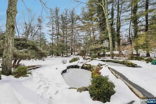 $1,599,990 | 47 Hopper Farm Road, Upper Saddle River, NJ 07458