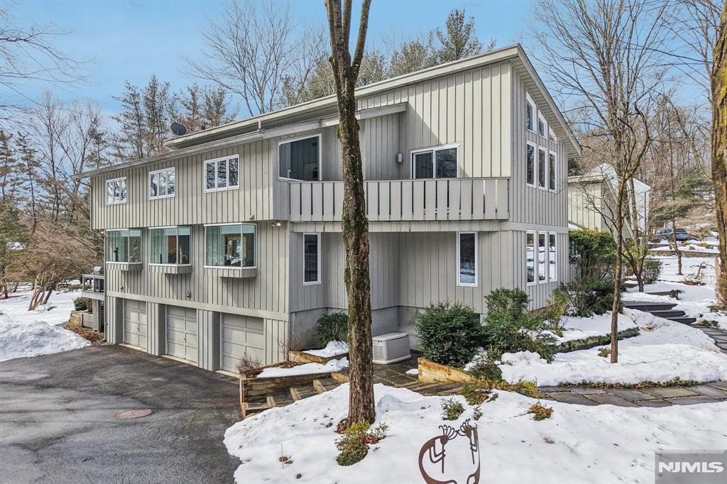 47 Hopper Farm Road Upper Saddle River, NJ 07458 - Photo 6 of 50