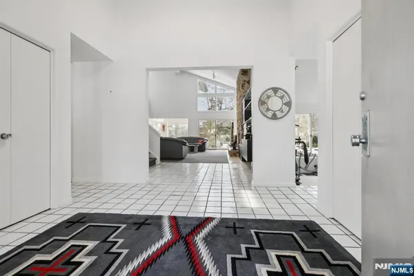 $1,599,990 | 47 Hopper Farm Road, Upper Saddle River, NJ 07458