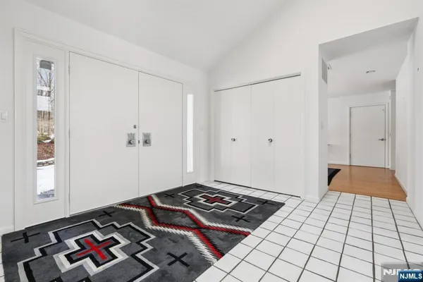 $1,599,990 | 47 Hopper Farm Road, Upper Saddle River, NJ 07458