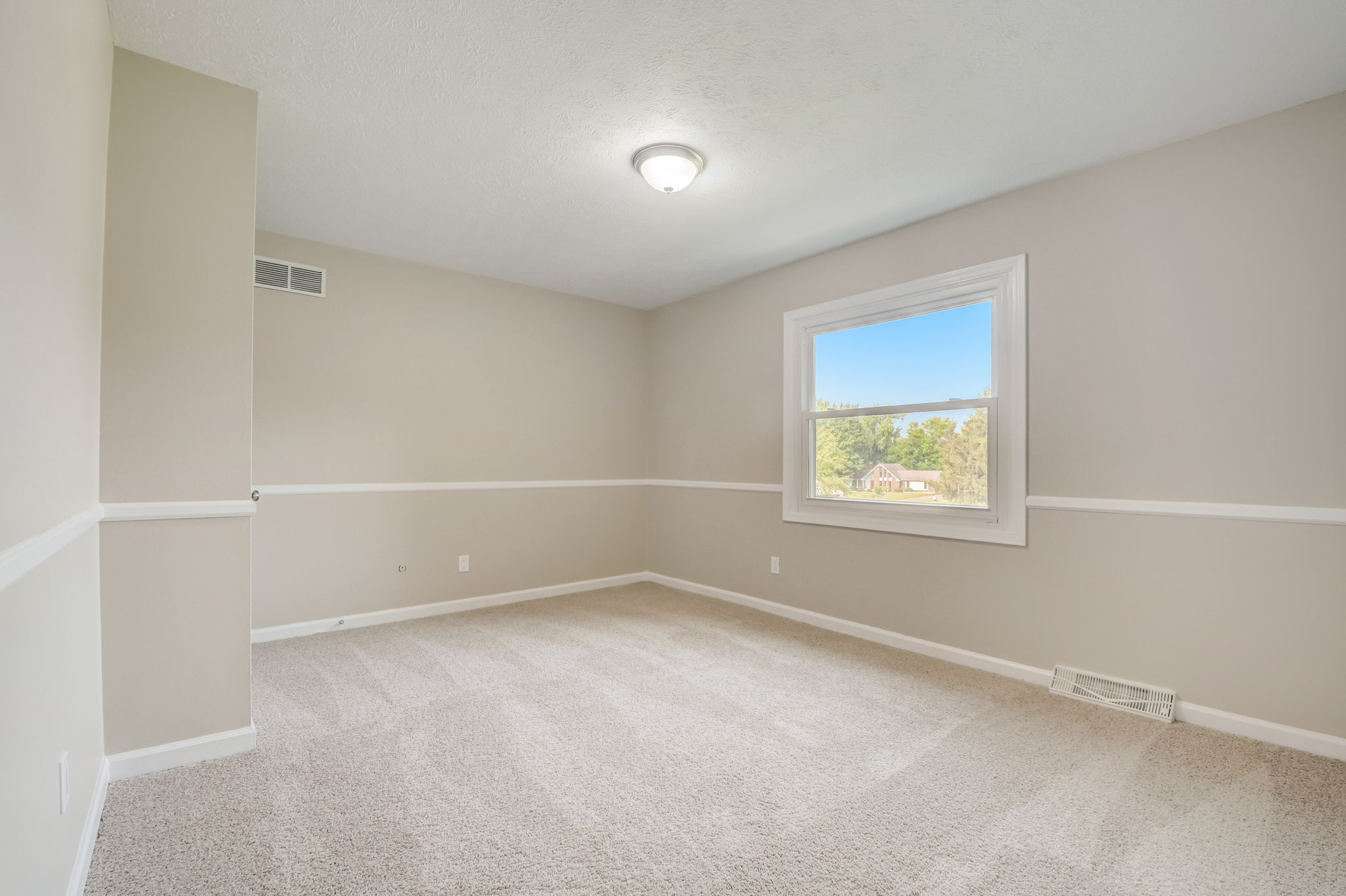 1935 Sandhill Road Indianapolis, IN 46217 - Photo 10 of 16 Gallery Image 10