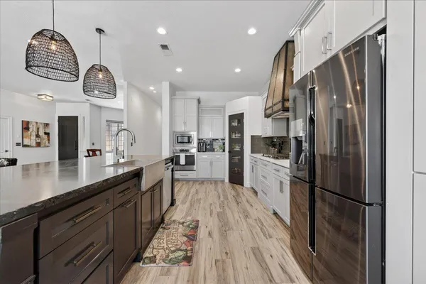 $679,000 | 2776 East Muncie Avenue, Fresno, CA 93720