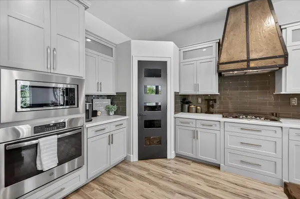 $679,000 | 2776 East Muncie Avenue, Fresno, CA 93720