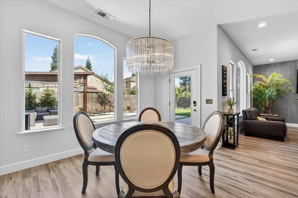 $679,000 | 2776 East Muncie Avenue, Fresno, CA 93720