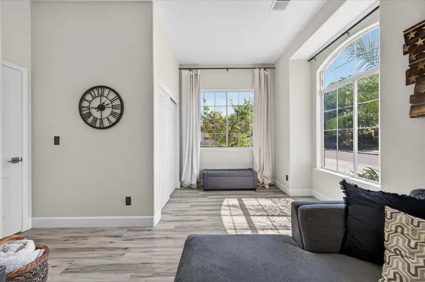 $679,000 | 2776 East Muncie Avenue, Fresno, CA 93720