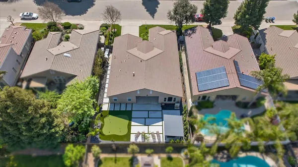 $679,000 | 2776 East Muncie Avenue, Fresno, CA 93720