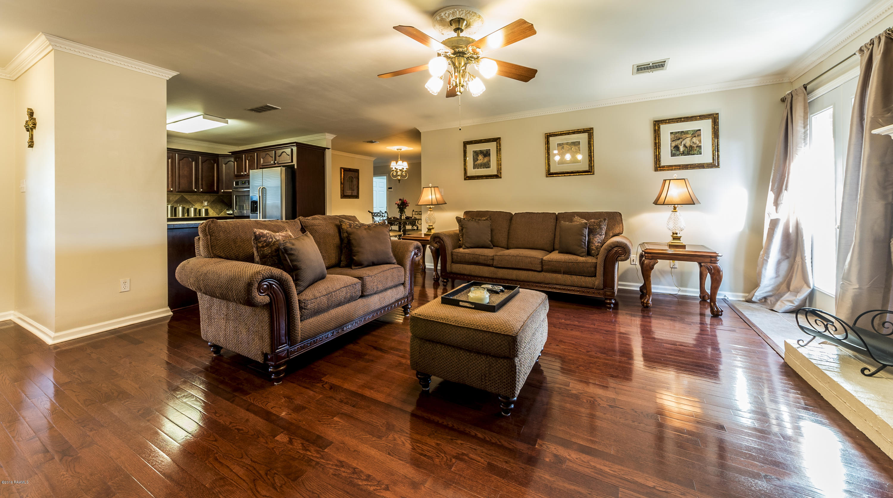 402 Rue Colombe Carencro, LA 70520 - Photo 3 of 29 Gallery Image 3