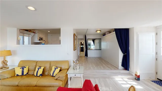 $12,999 | 510 1/2 South Bay Front, Newport Beach, CA 92662