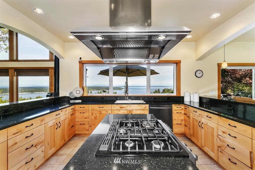 2388 Oak Bay Road Port Hadlock, WA 98339 - Photo 11 of 40 Gallery Image 11