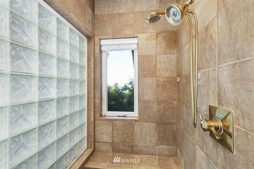 2388 Oak Bay Road Port Hadlock, WA 98339 - Photo 22 of 40 Gallery Image 22