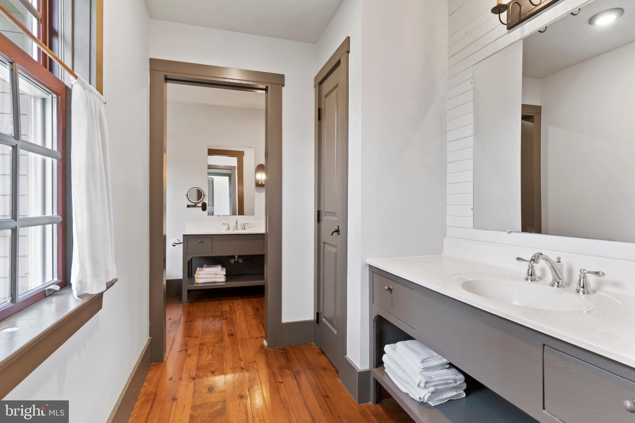 111 Old Stonehouse Road North Carlisle, PA 17015 - Photo 28 of 64 Primary En-Suite Bath