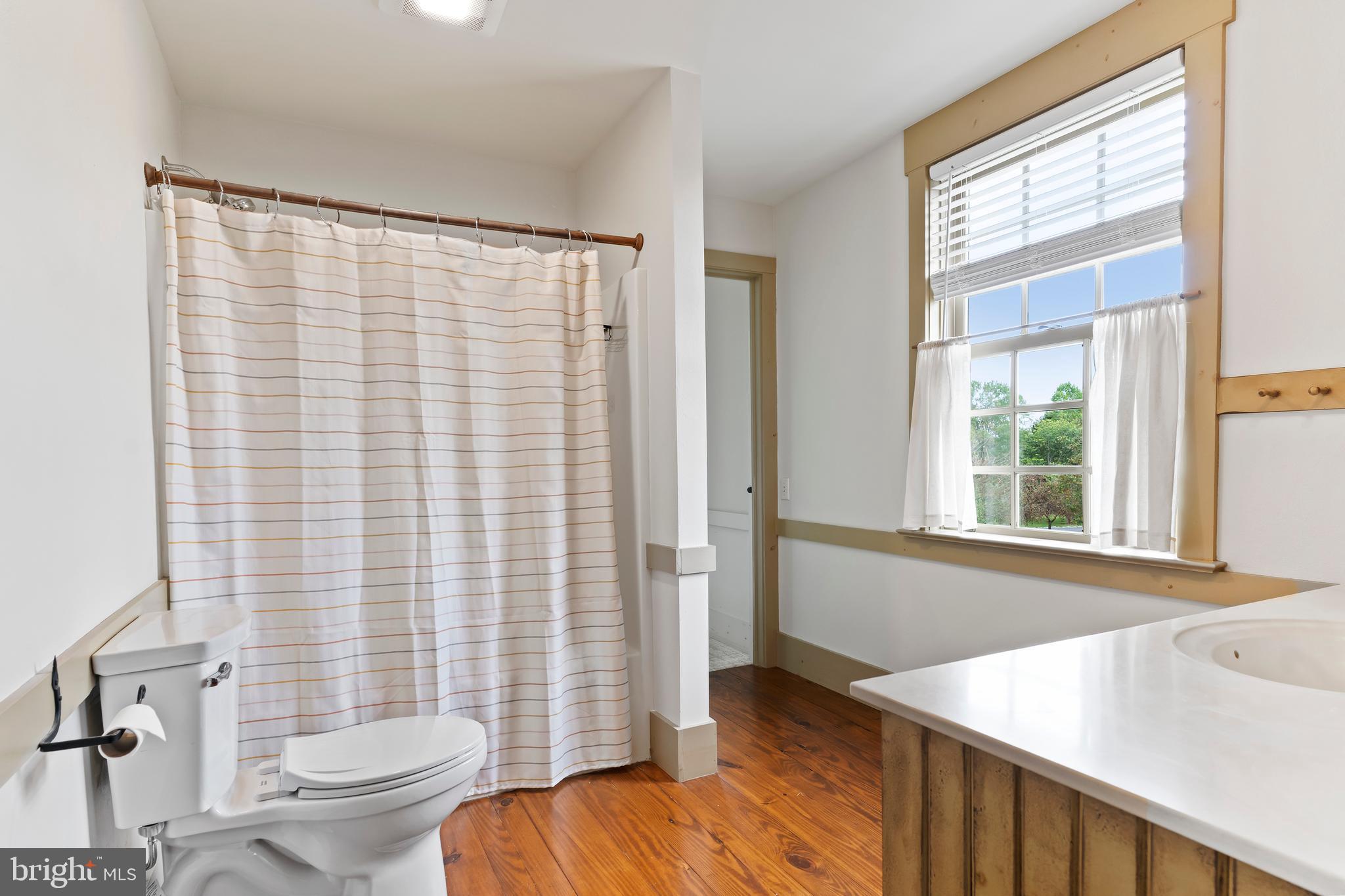 111 Old Stonehouse Road North Carlisle, PA 17015 - Photo 34 of 64 Bathroom 2