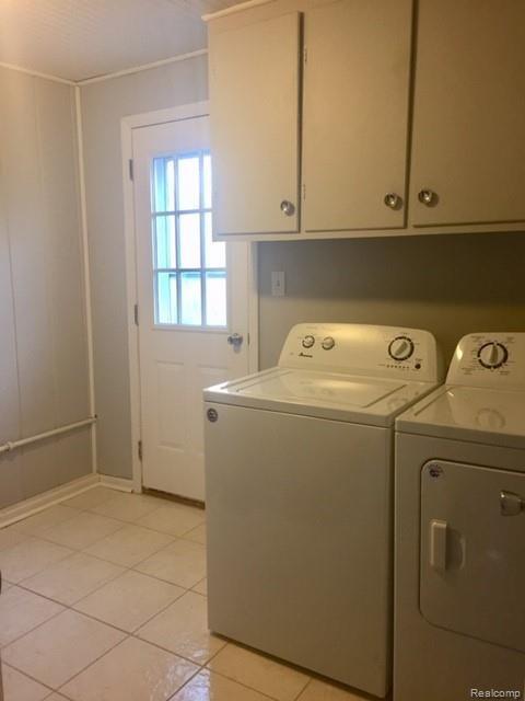 4374 North Vassar Road Flint, MI 48506 - Photo 23 of 25 IMG_8886.jpg