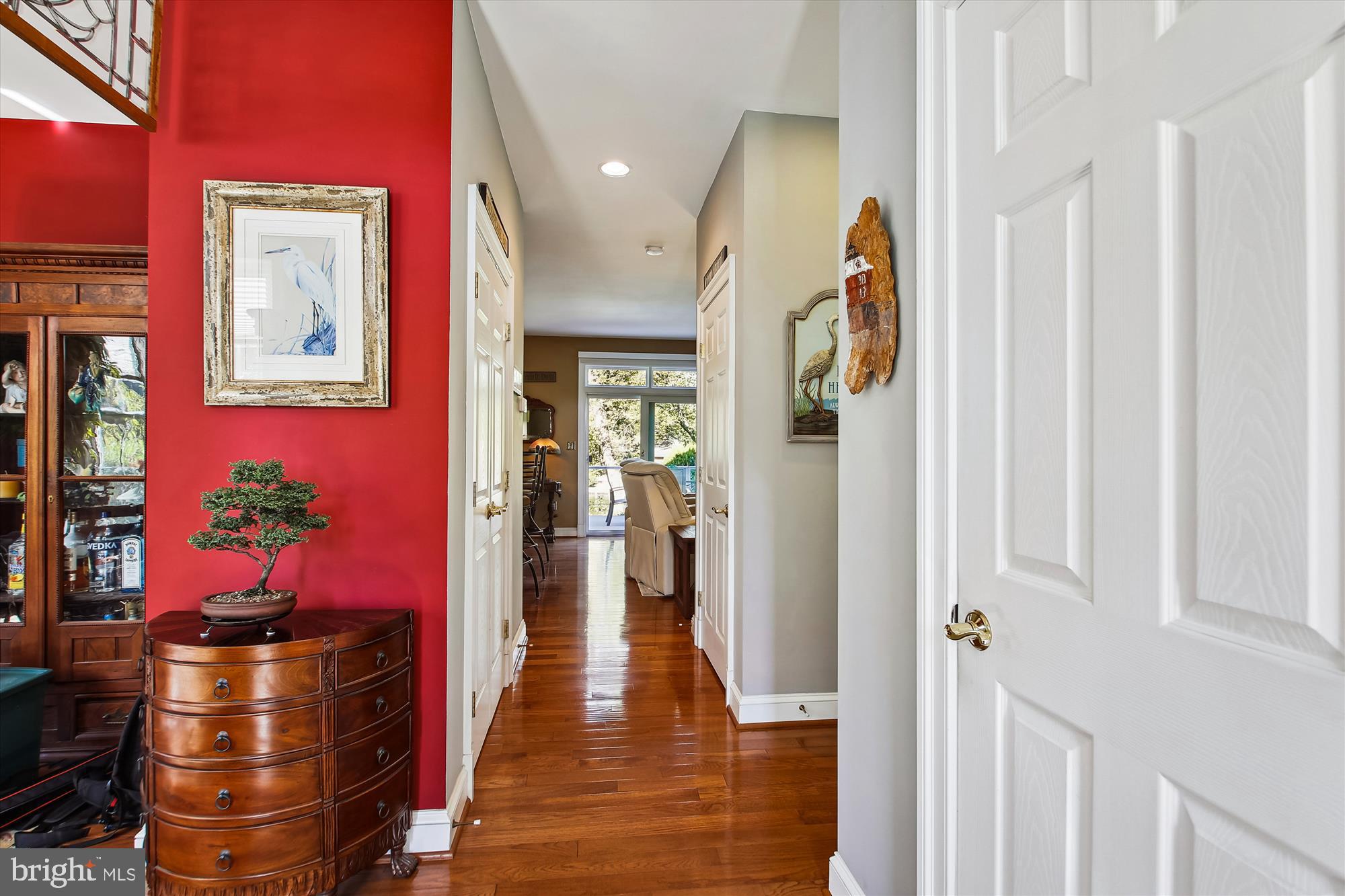 338 Steedman Point Road Pasadena, MD 21122 - Photo 7 of 47 Foyer