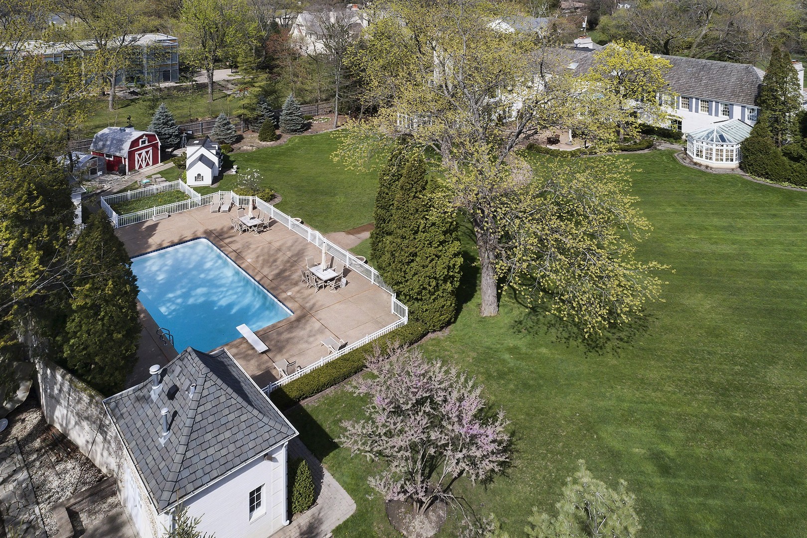 578 Sunset Ridge Road Northfield, IL 60093 - Photo 4 of 21 aerial view of a house with a yard