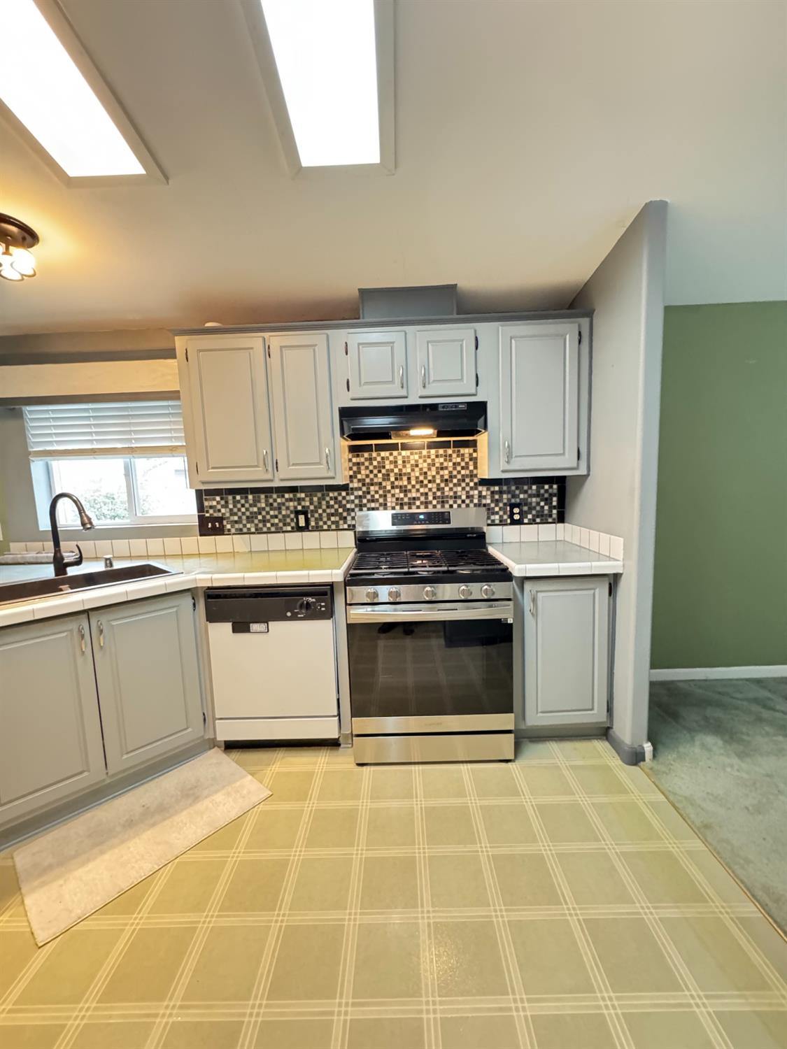 593 West Dundee Court Applegate, CA 95703 - Photo 17 of 42