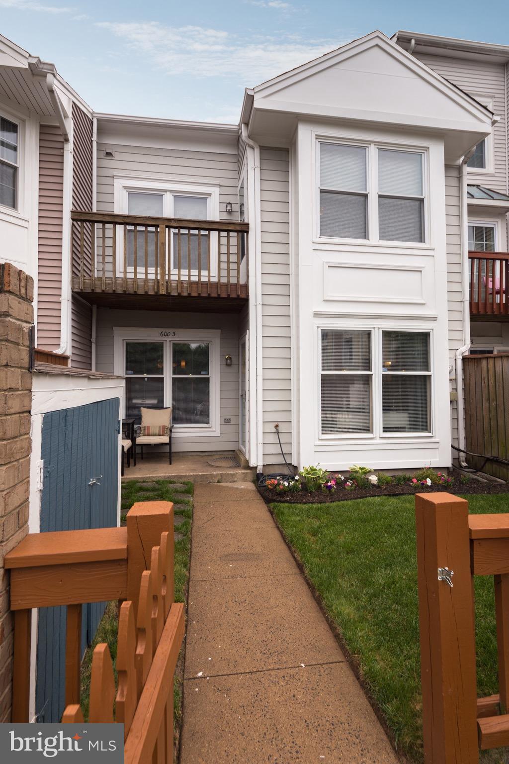 6003 Sunset Ridge Court Centreville, VA 20121 - Photo 1 of 26 Exterior (Front)