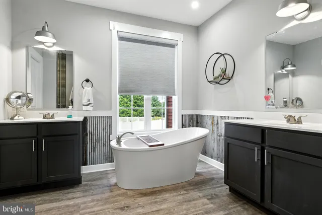 $499,900 | 1870 Buck Hill Drive, York, PA 17408